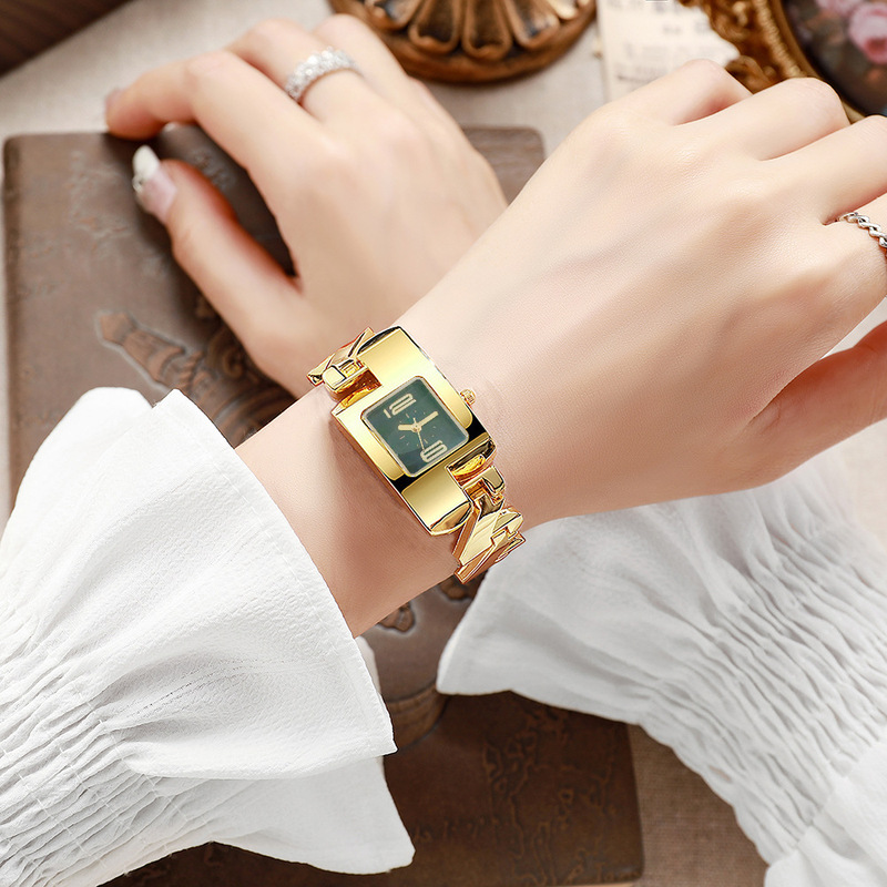 Женские квадратные кварцевые ч – обзор и цена Luxury Watch For Sale