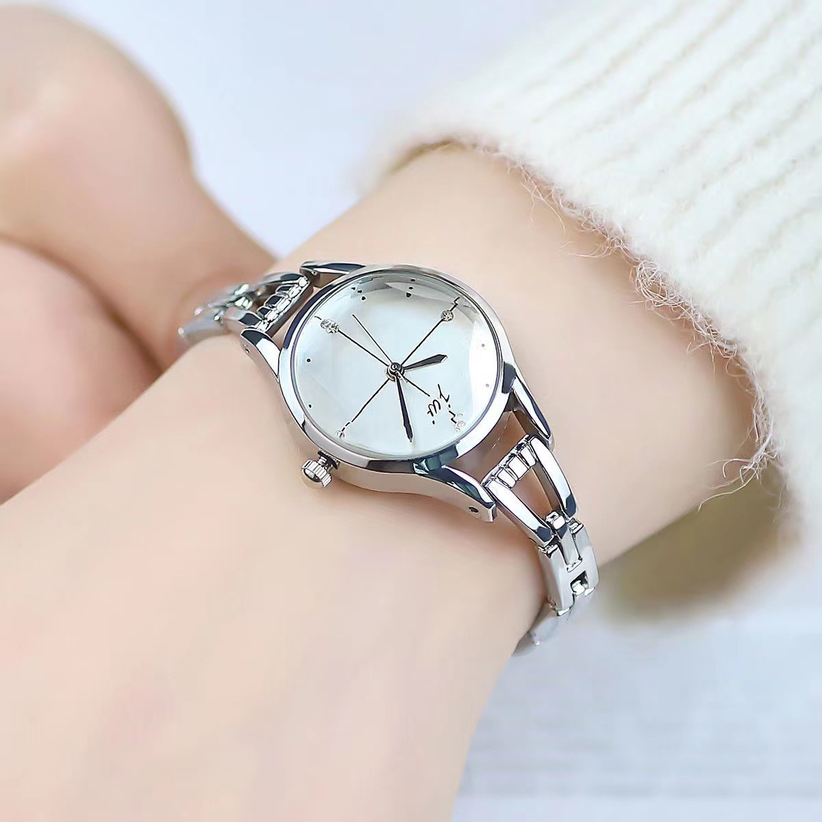 Часы-браслет для женщин, элега – обзор и цена Luxury Watch For Sale