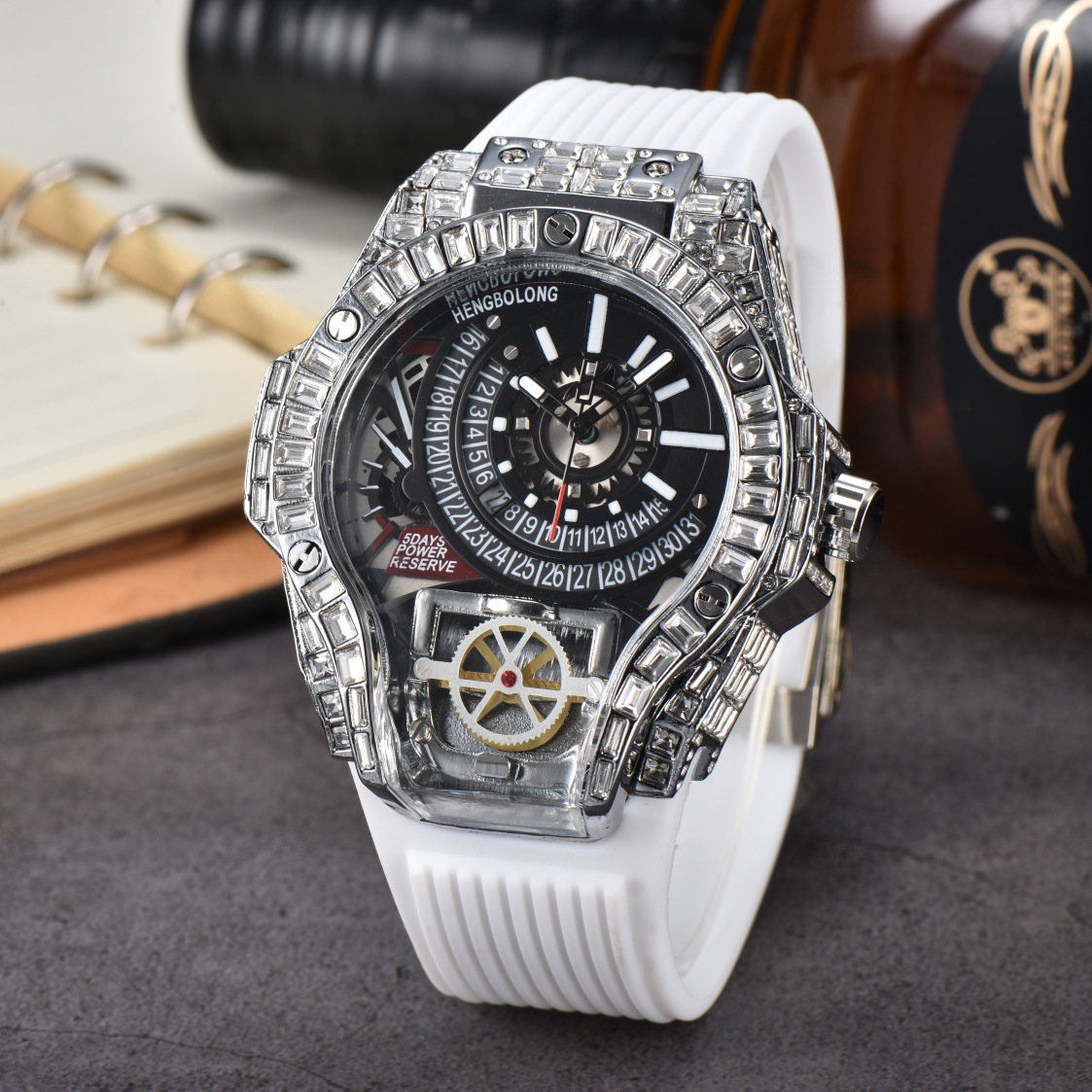 Полный бриллиантовый корпус, д – обзор и цена Luxury Watch Arabic
