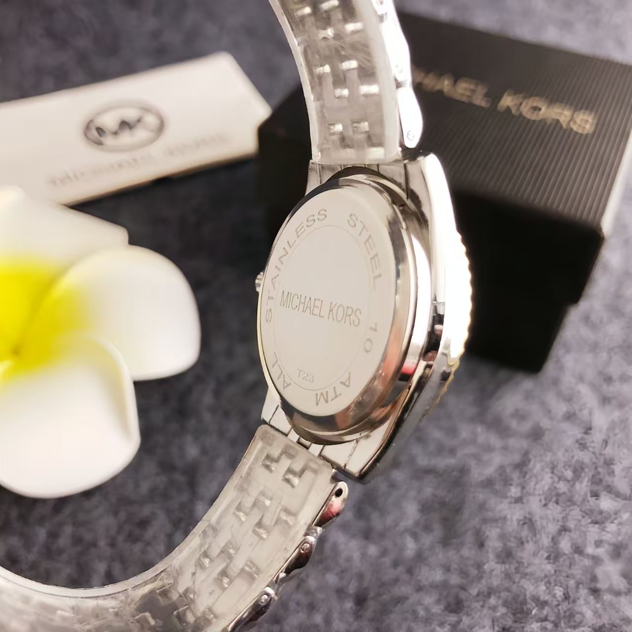 Роскошные женские часы Michael – обзор и цена Luxury Watch Photography