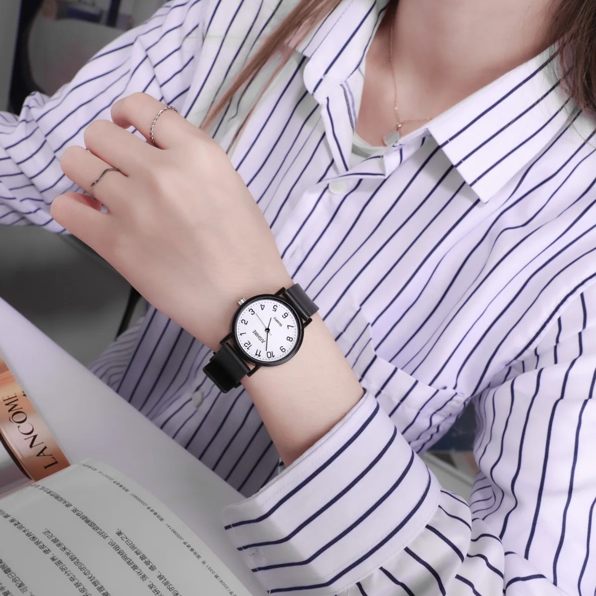 Простые черные часы, кварцевые – обзор и цена Luxury Watch For Sale